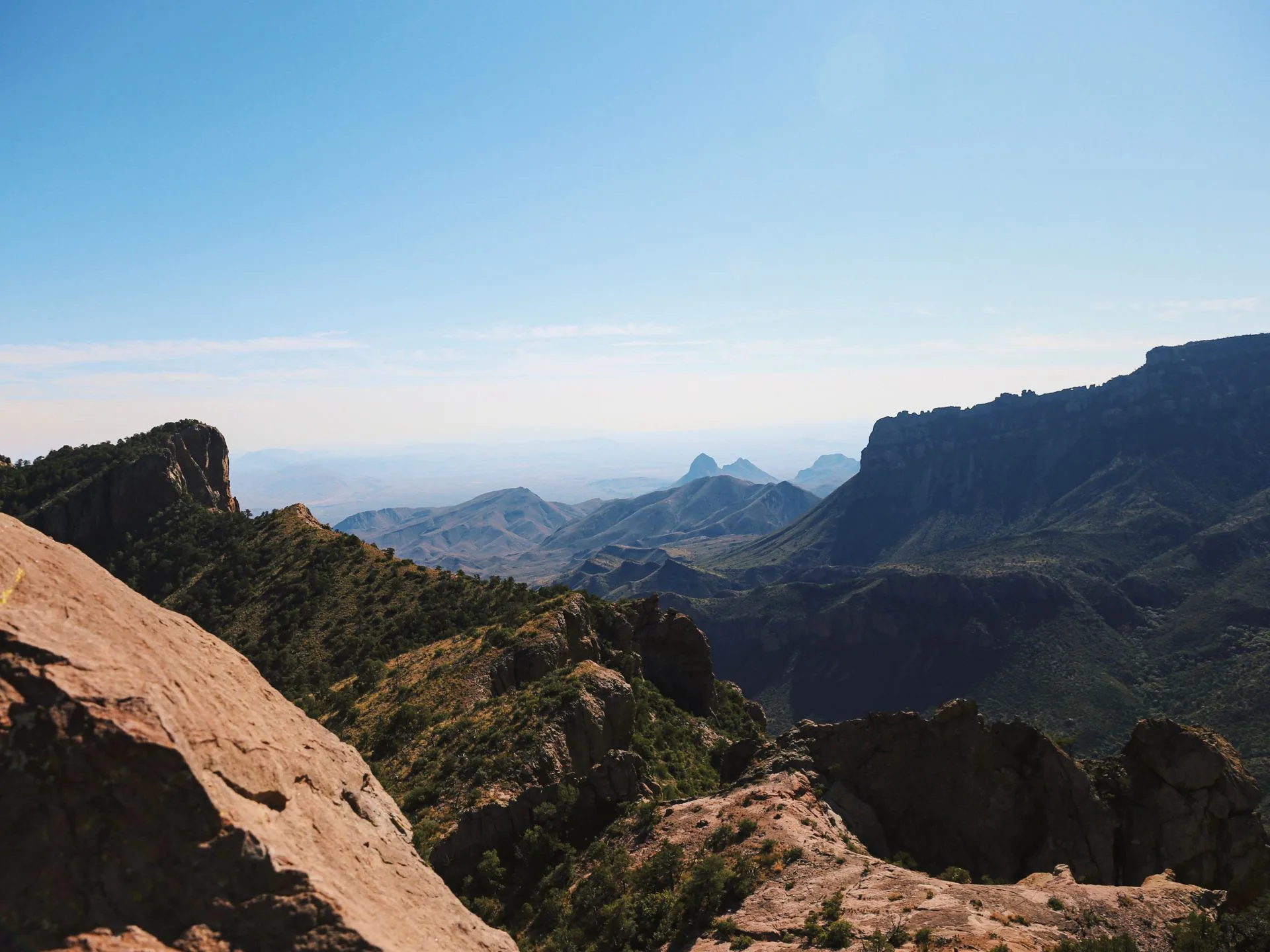 Desert mountains and scrubland along the Rio Grande in Big Bend National Park, Texas